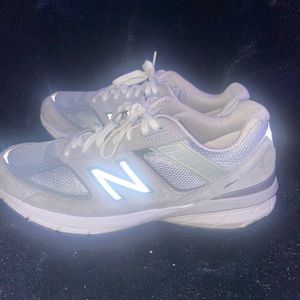 Grey New Balance 990v5